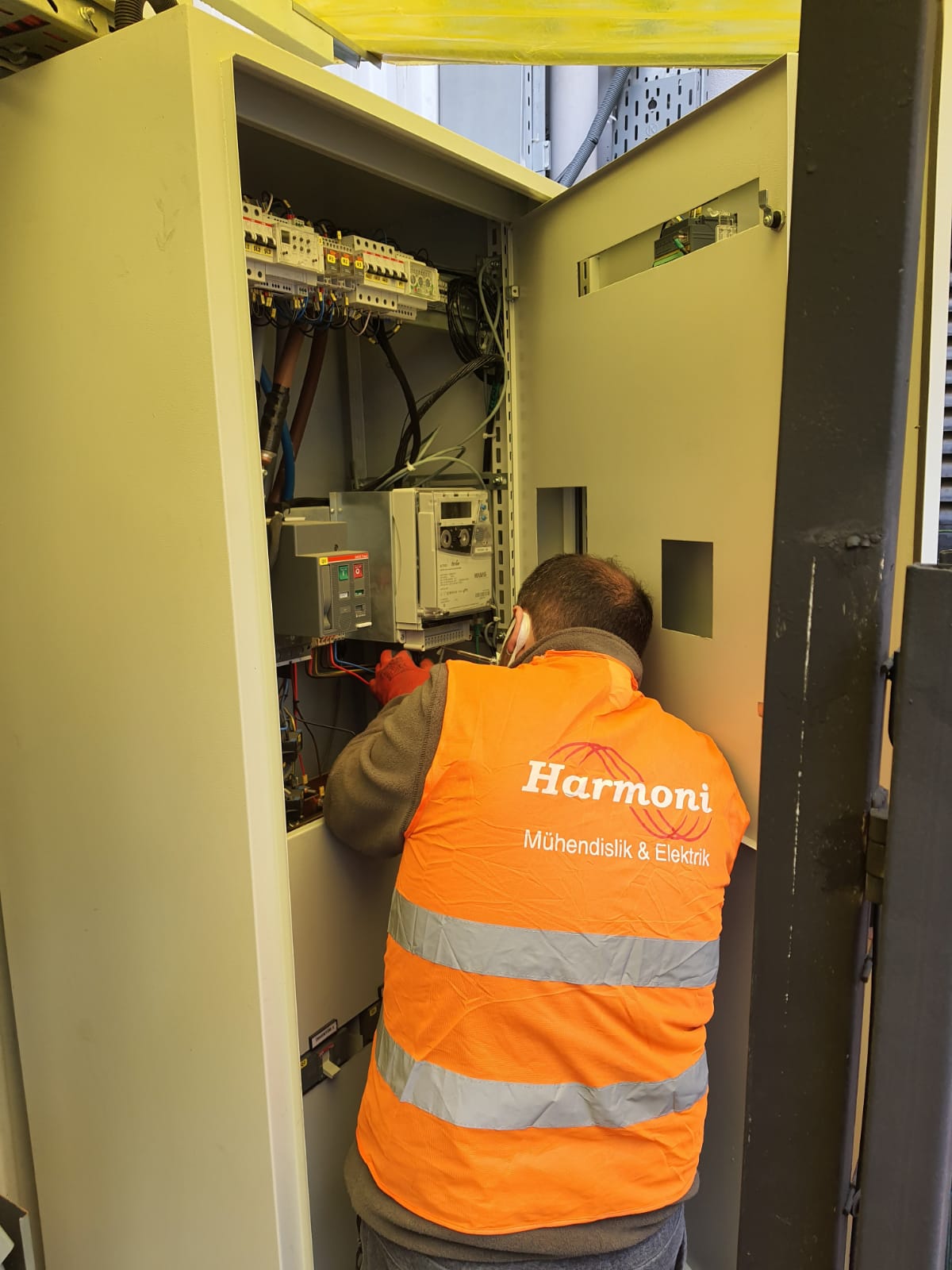 Firmamız  Çalışma  Resimleri 